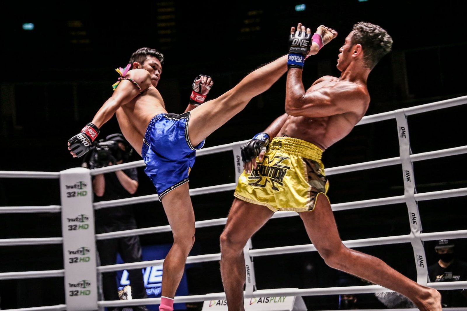 Muay Thai Training Equipments You Must Have In Your Bag – Vivilo Sport ...